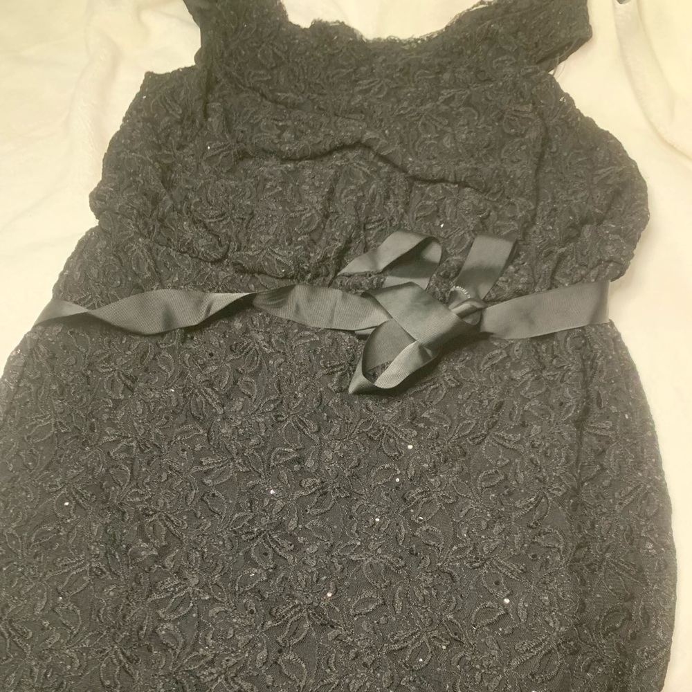 R&M Richards midi black lace dress